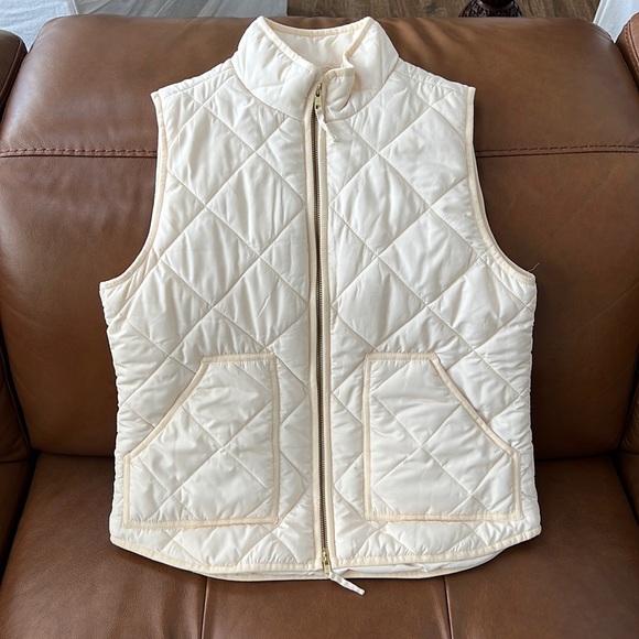 J. Crew Jackets & Blazers - Jcrew size medium vest